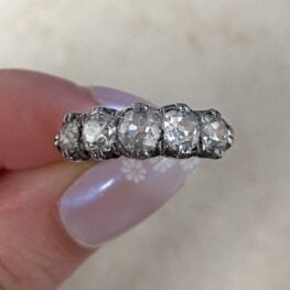 isham ring j color and si1 clarity mounted in silver